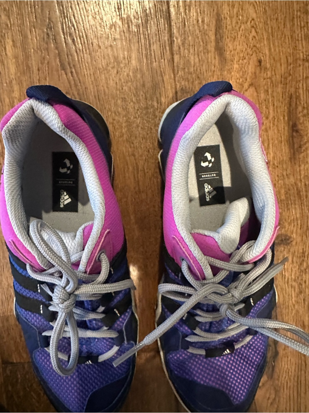 Adidas - Picture 2 of 14